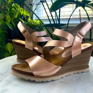 Rose gold leather Eric Michael wedge sandals. Worn once.